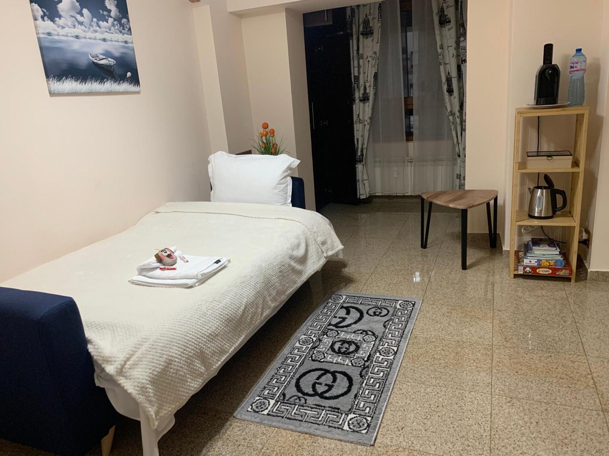 Minerva Ultracentral Apartment Крайова Екстериор снимка