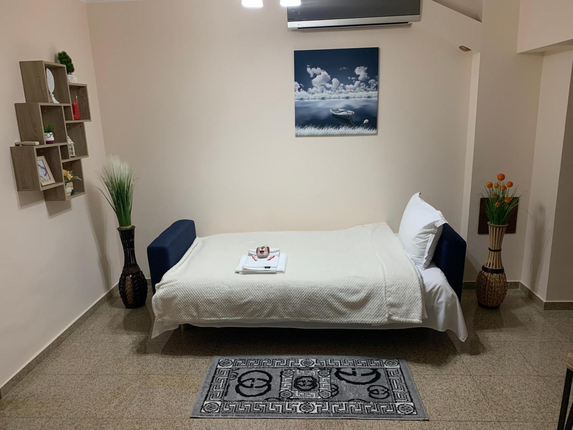 Minerva Ultracentral Apartment Крайова Екстериор снимка